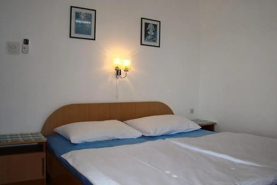 Beachfront Apartment With Seaview 수페타르스카 드라가